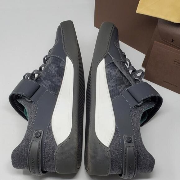 100% Authentic Louis Vuitton Graphite Elliptic Sneakers - Picture 5 of 8